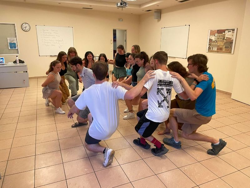 The group enjoyed a Greek dancing lesson.