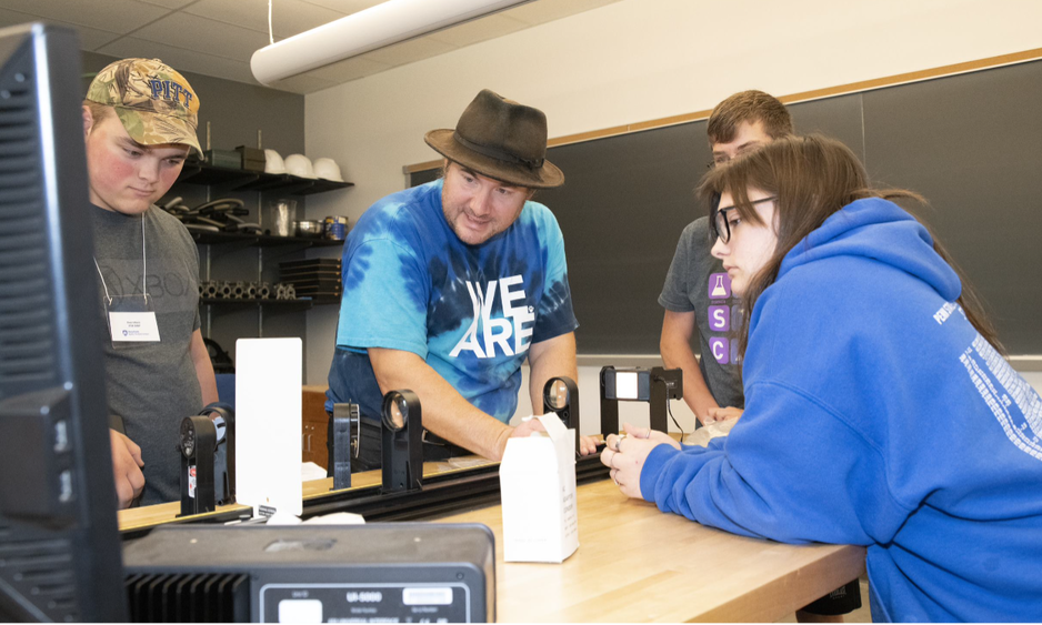 Professor Douglas Rutledge leads a STEM camp 